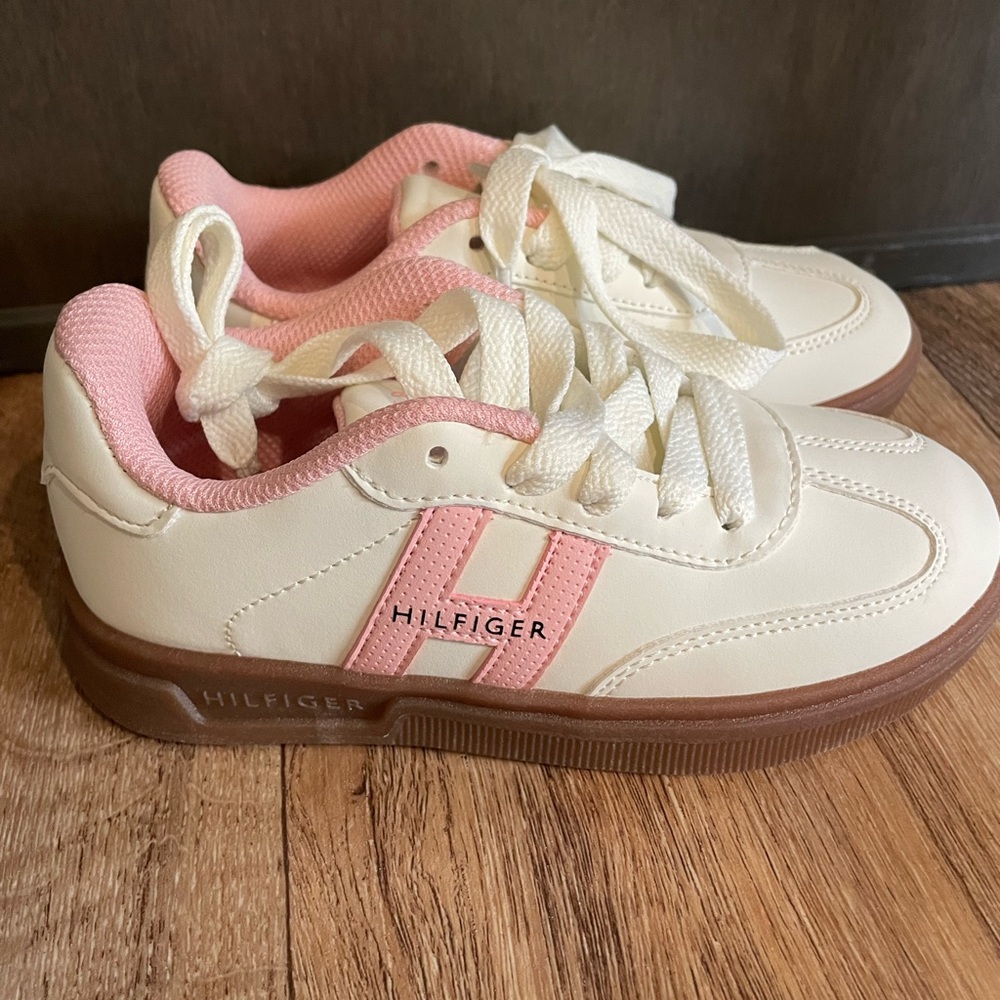 Tommy Hilfiger Kids' Cream & Pink Lace-Up Sneakers